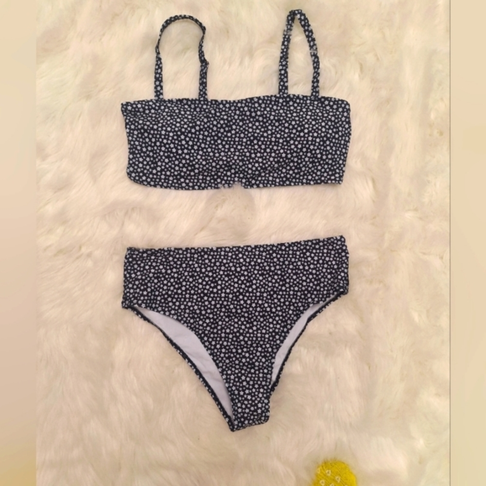 Plus size Bikini set- 2PC - BLACK & WHITE Star Design - New Without Tags